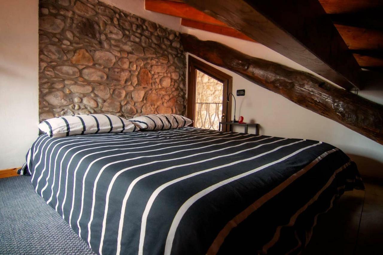 Piccola Casa Vacanze - Small Vacation House Porto Valtravaglia Kültér fotó